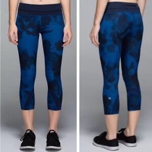Lululemon Run Inspire Crop ll Blue Jumbo Inky Floral Print Legging SZ 6